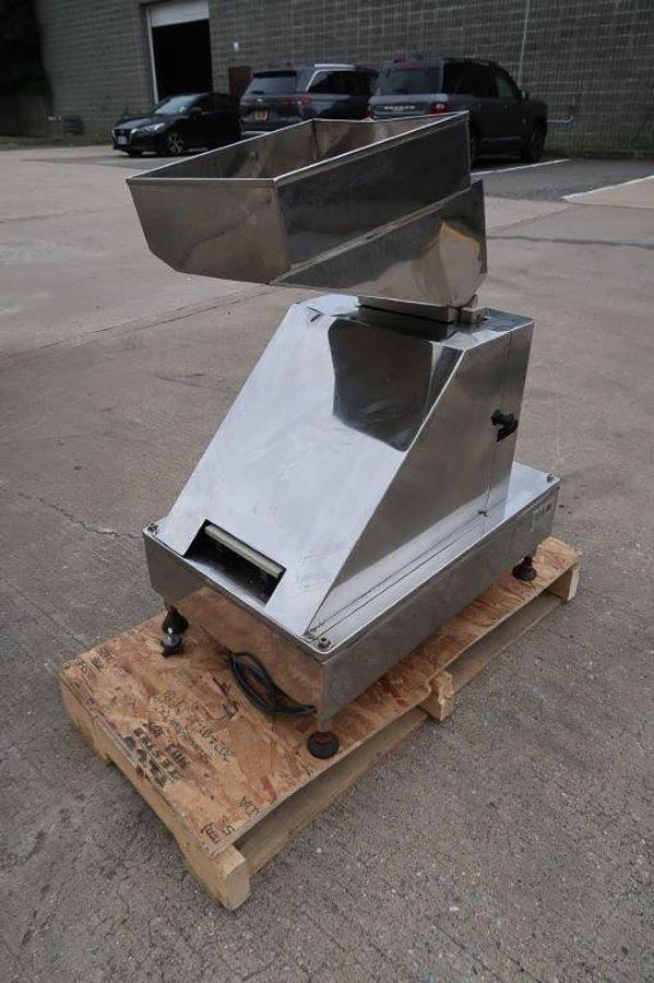 Used P+AM AL-90 Bench Top Capsule Loader