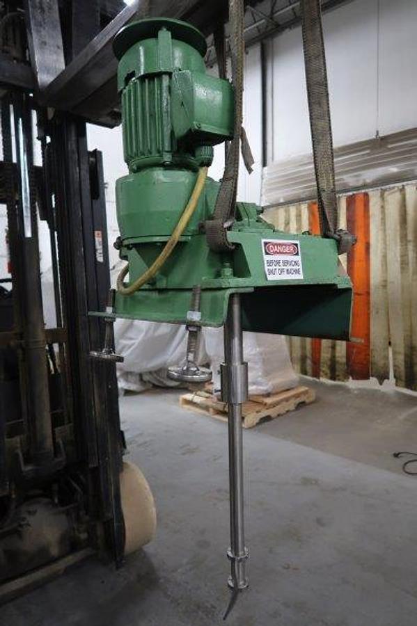 Used Lightnin 1.5 HP Fixed Mount Agitator Drive, 100 RPM