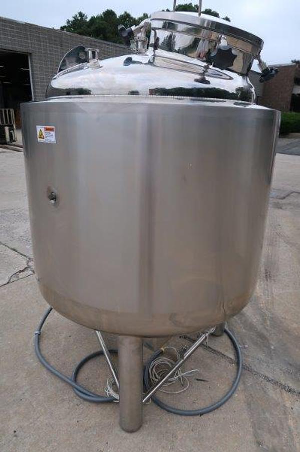 Used Dye 500 Liter SS Closed Jacketed Sanitary Tank, 30 PSI