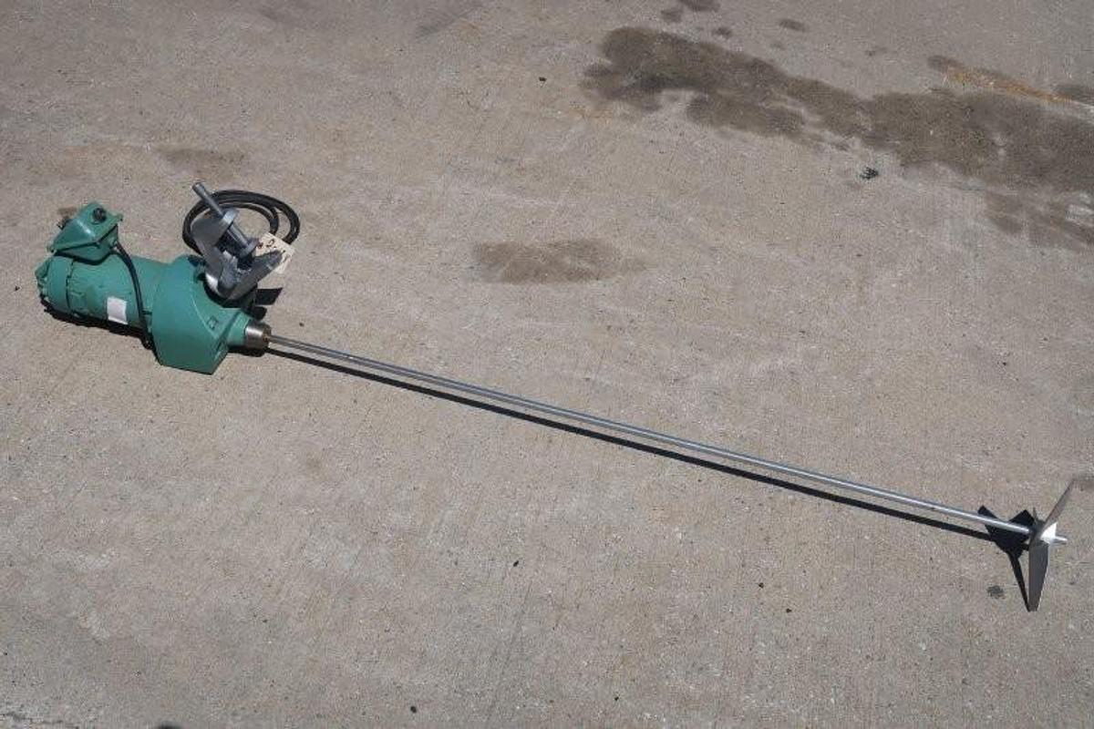 Used Lightnin 1/3 HP Clamp-On Portable Mixer, Variable Speed