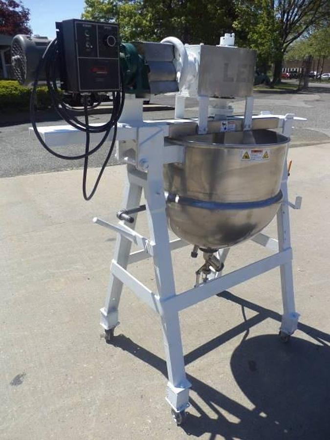 Used 40 Gallon Lee SS Double Motion Mix Kettle, 90 PSI Jacket