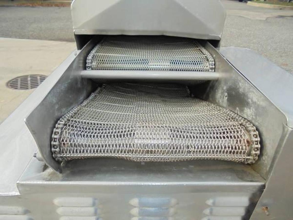 Used Heat and Control Mastermatic CF350E Stainless Steel Continuous Fryer, Electric