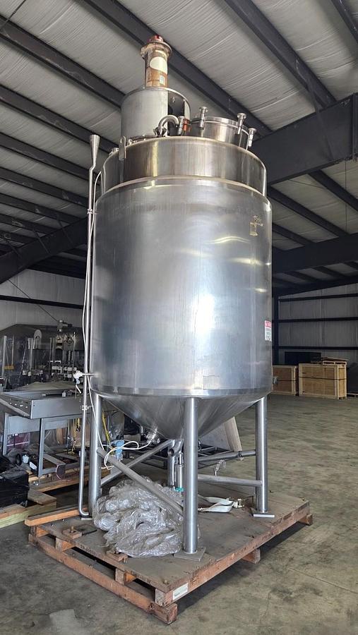 Used A & B Process Systems Approx. 2,000 Gallon SS Mixing Tank, High Shear