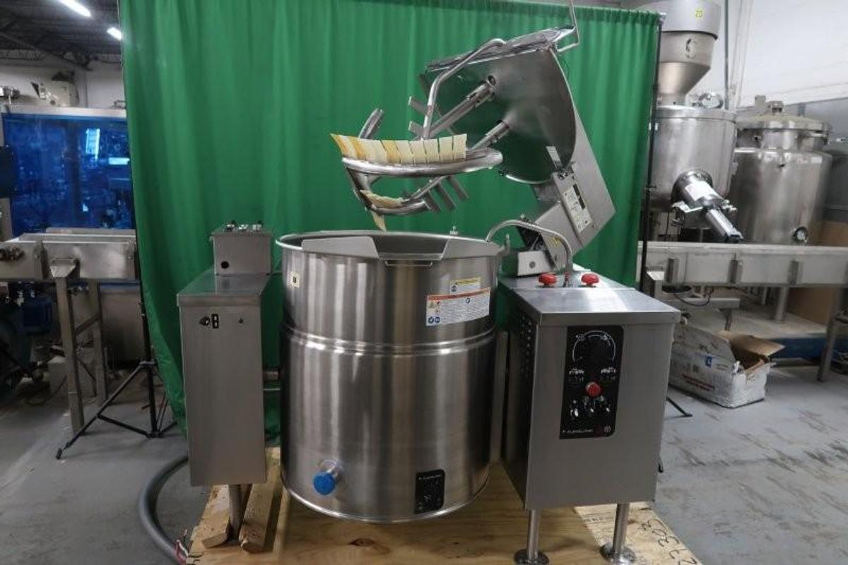 Used 60 Gal Cleveland MKEL60T Self Contained Electric Twin Action Kettle
