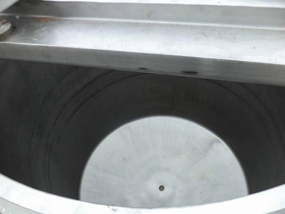 Used 1,250 Gallon B & G 316 Stainless Steel Vertical Jacketed Tank, 60 PSIG Jacket