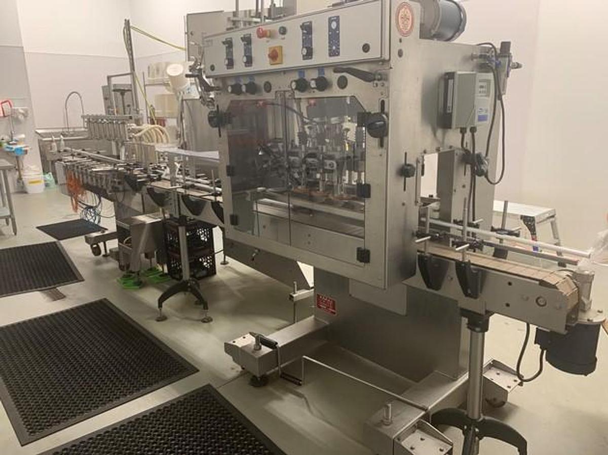 Used Acasi Eight Head Straight Line Automatic Pressure OverFlow Filling Machine With Screw Capper