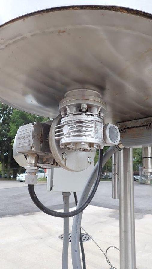 Used 30 Liter Cavalla Self-Contained SS Jacketed Mix Tank, Bottom Agitator