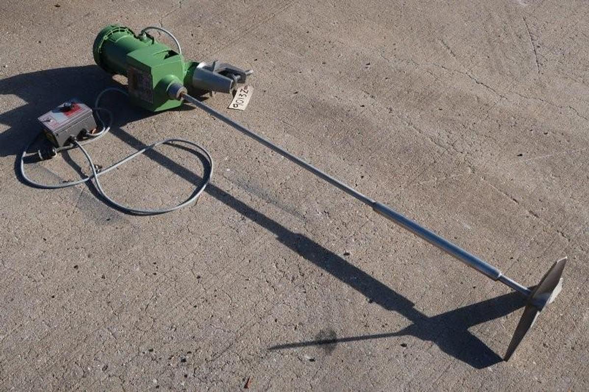 Used Lightnin Type TPR Clamp-On Portable Agitator