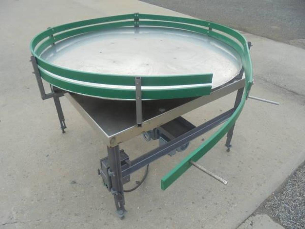 Used 60 In. Diameter Rotary Unscrambling/Accumulating Table