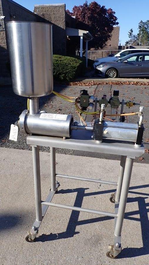 Used Hinds Bock P-64 Filler, 6 In. X 12 In. Piston