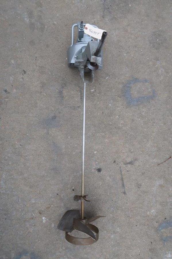 Used Lightnin XLA-33 Air Operated Clamp-On Mixer, Double Bladed