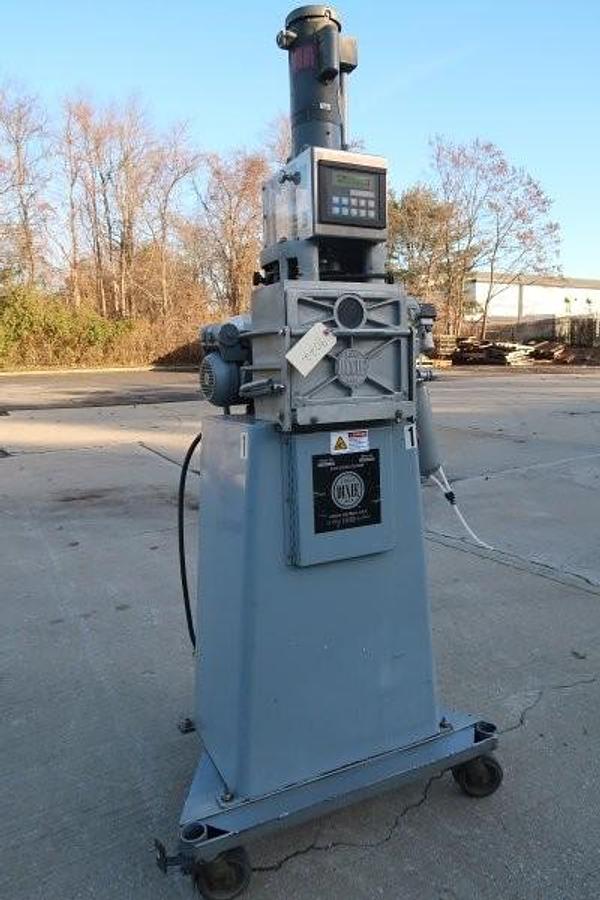 Used Dixie Semi-Automatic Vacuum Can Closing Machine, 401 Diameter Cans