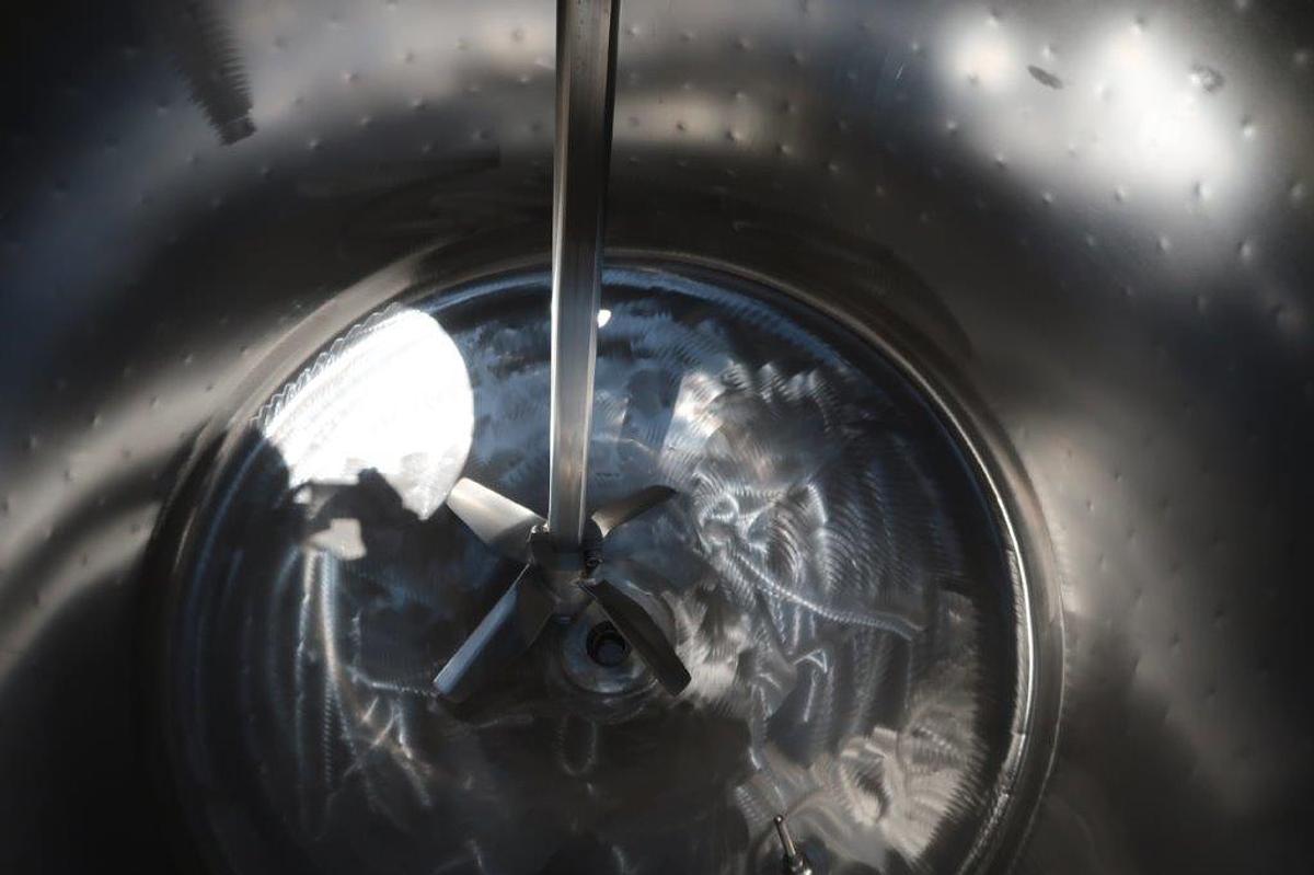 Used 300 Gallon Mueller 316 Stainless Jacketed Vacuum Agitated Reactor