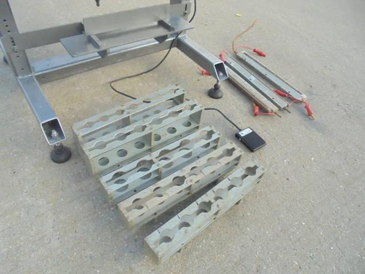 Used Vertrod 14P/PTV Semi-Auto Plastic Tube Sealer