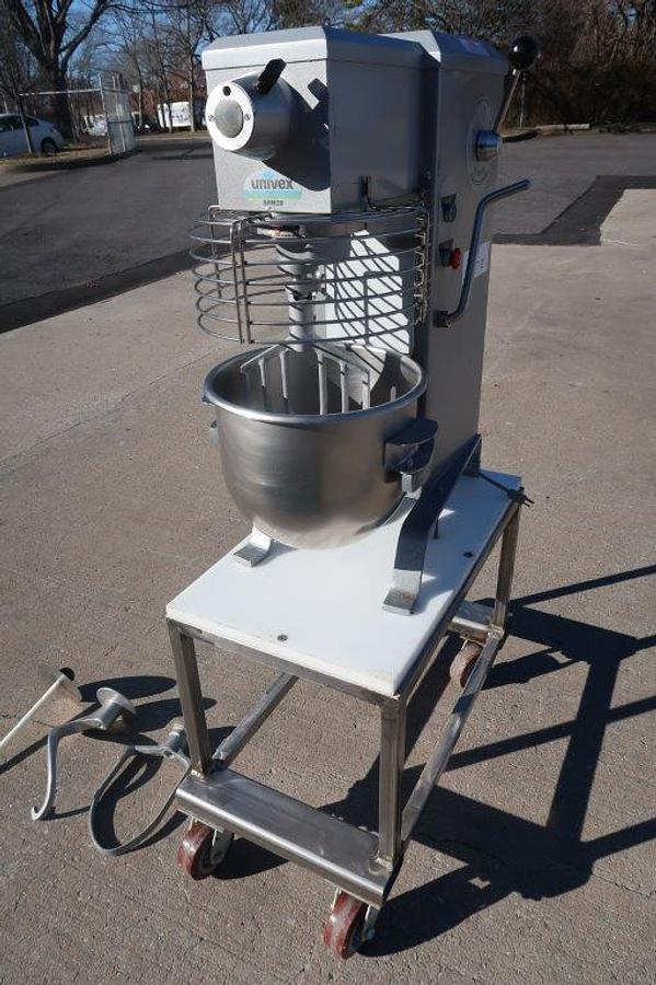 Used Univex 20 Qt.  Bowl Mixer, Multi-Speed