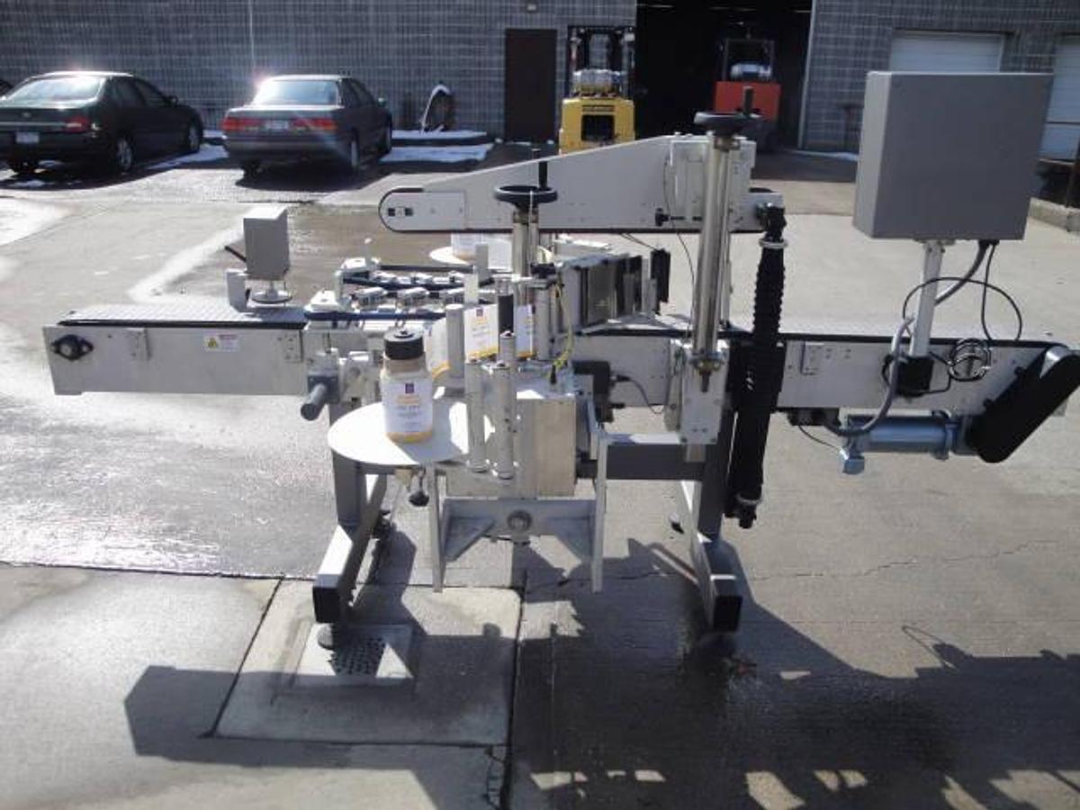 Used Universal Front & Back Pressure Sensitive Labeling Machine