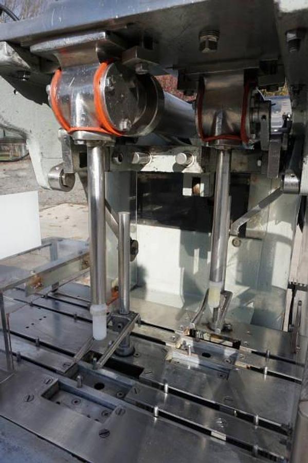 Used Colton Hope Twin Head Piston Filler, Bottom-Up Filling