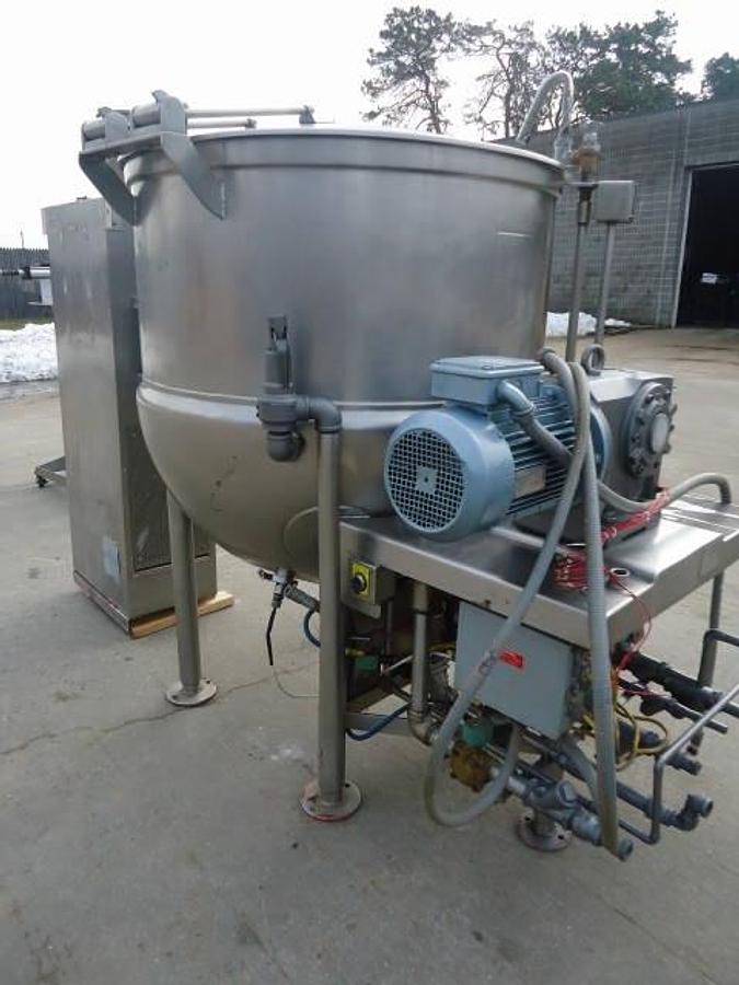 Used 200 Gallon Cleveland Stainless Steel Cook/Chill Agitated Kettle, 100 Psi