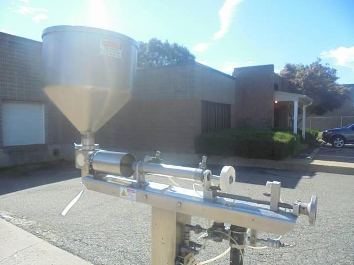 Used Holmatic Single Piston Filler/Depositor, Air Operated