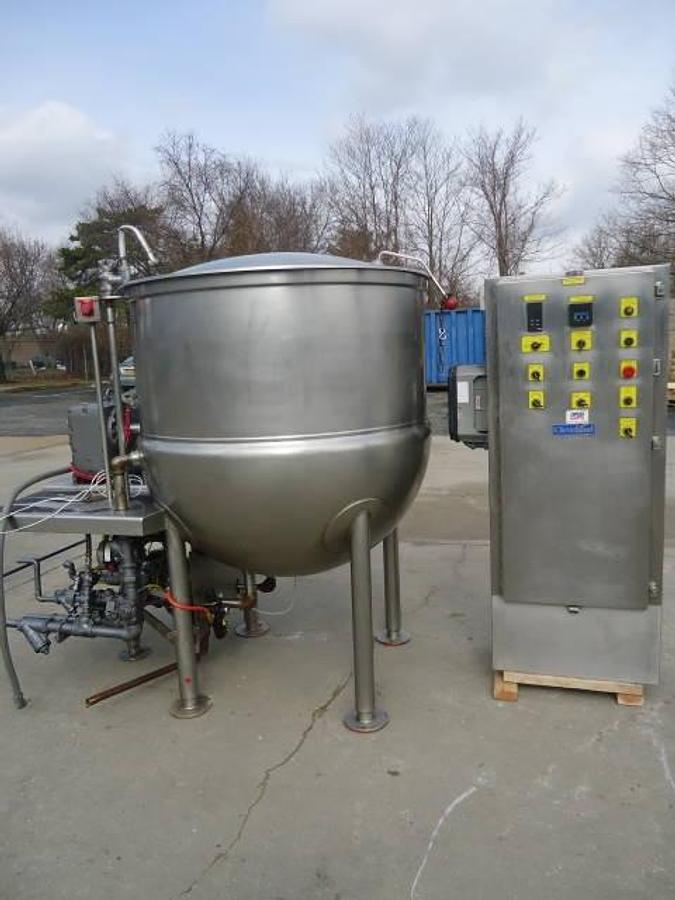 Used 200 Gallon Cleveland Stainless Steel Cook/Chill Agitated Kettle, 100 Psi