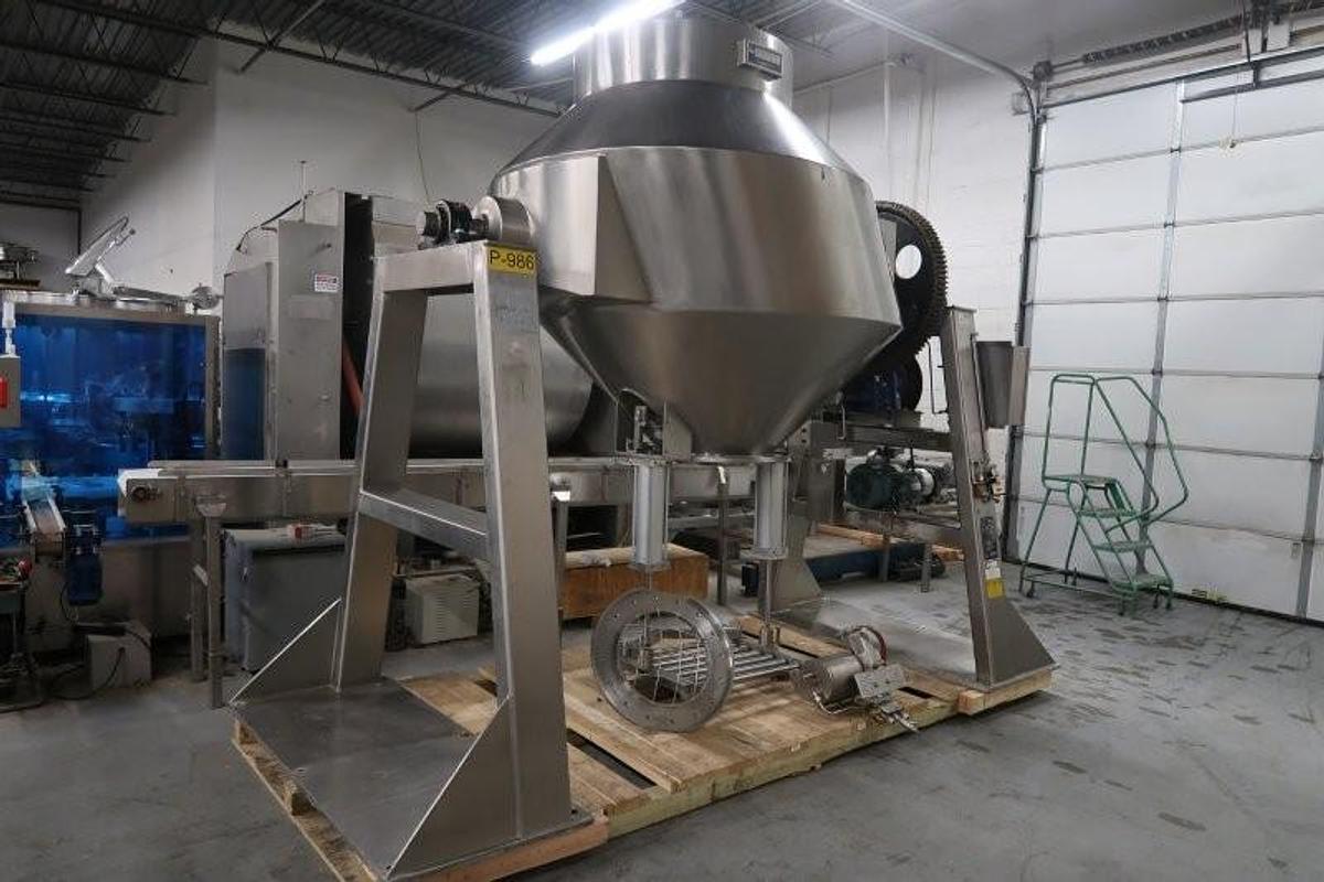 Used Gemco 50 Cu. Ft. Stainless Slant Cone Blender, Auto Unloading