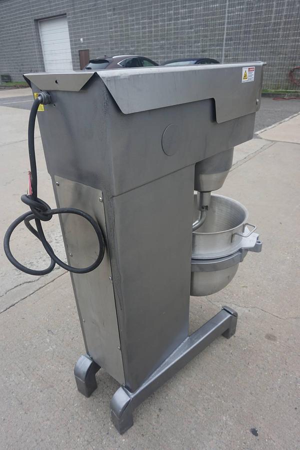 Used 60 Quart Welbilt Bowl Mixer, 3 HP