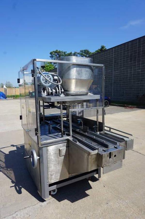Used MRM/Elgin Twin Head Gallon Piston Filling Machine