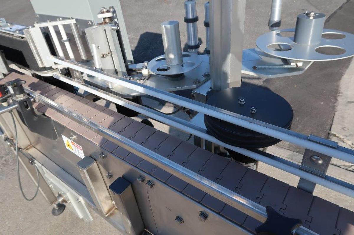 Used In-Line “Paradigm 700” Stainless Steel Automatic Spot/Wraparound Labeling Machine