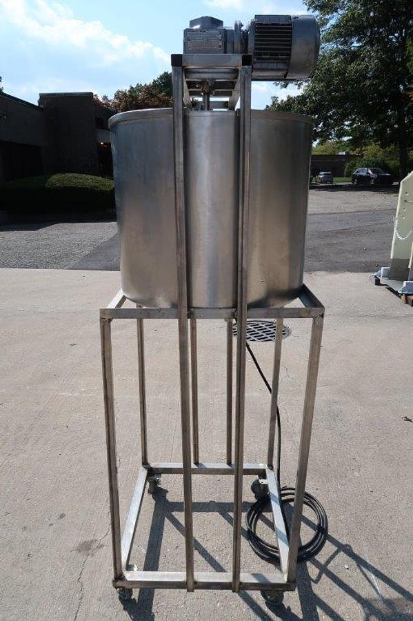 Used 30 Gallon Stainless Steel Portable Mix Tank