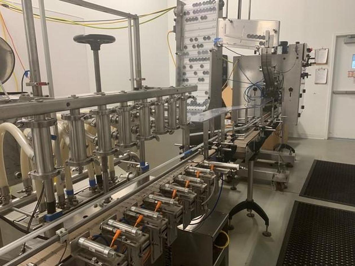 Used Acasi Eight Head Straight Line Automatic Pressure OverFlow Filling Machine With Screw Capper