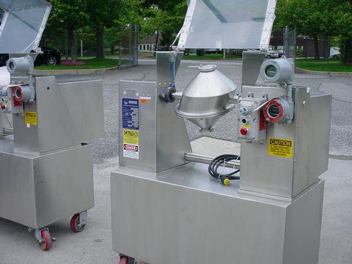 Used Gemco 8 Qt, Stainless Steel Slant Cone Tumbling Blender