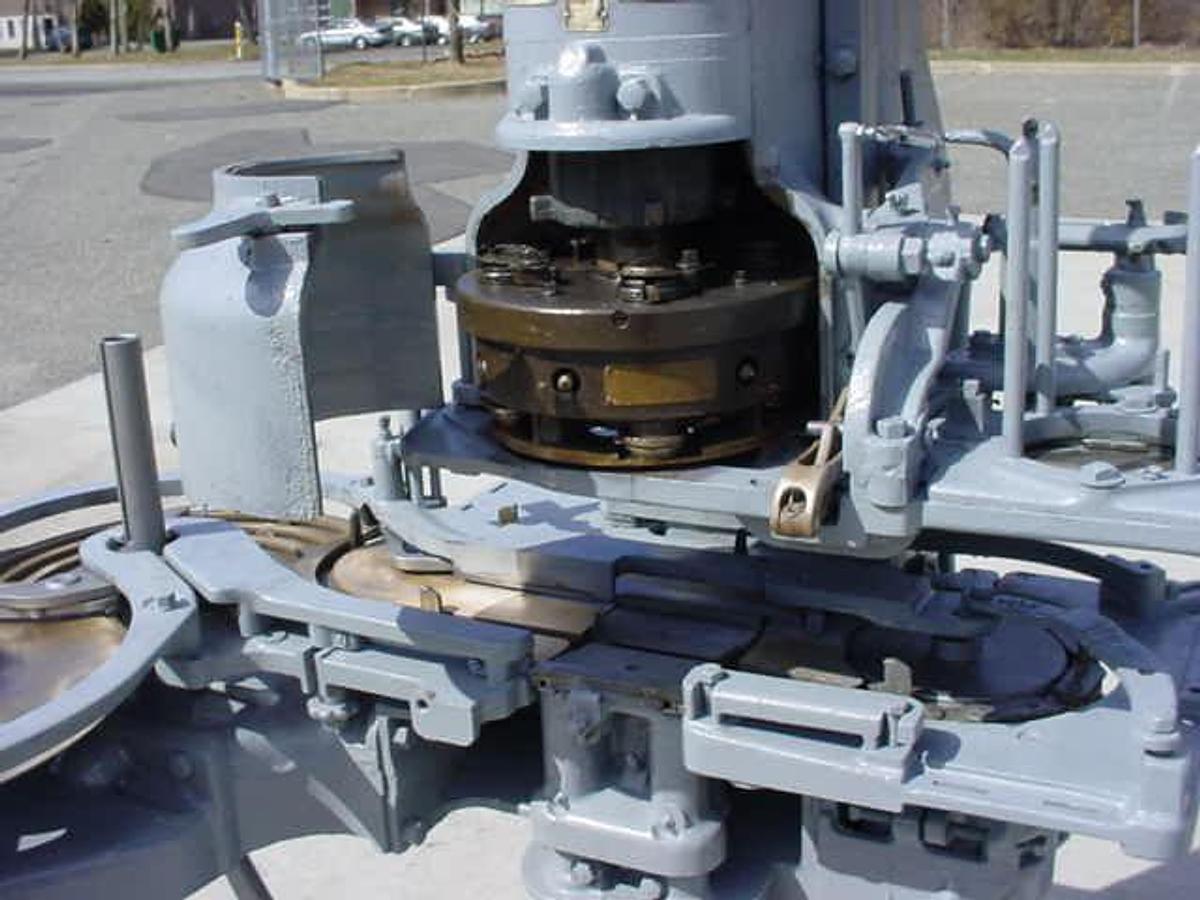 Used CANCO 08 AUTOMATIC CAN CLOSER, #10 CANS 30 Cans per Minute