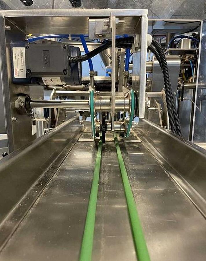 Used Kenwei 10 Head Rotary Scale/Filler, with Bucket Elevator