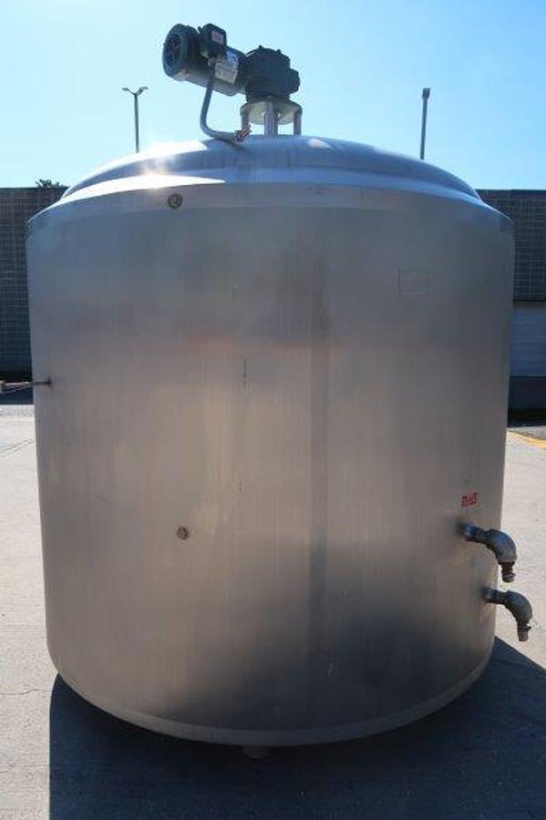 Used APV Crepaco 800 Gallon SS Mixing Tank, 94 PSIG Jacket