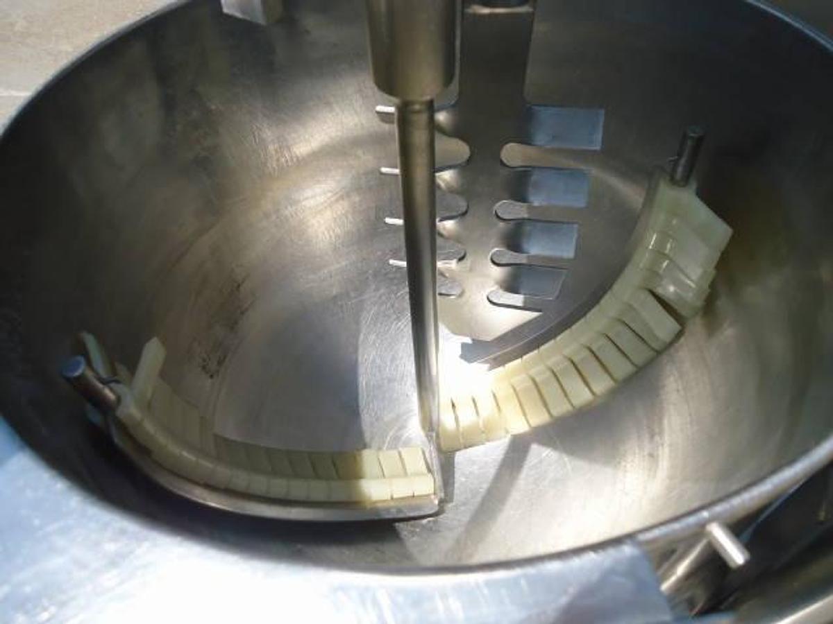 Used 10 Gallon Groen Stainless Steel Electric Twin Action Mix Kettle, 50 Psi