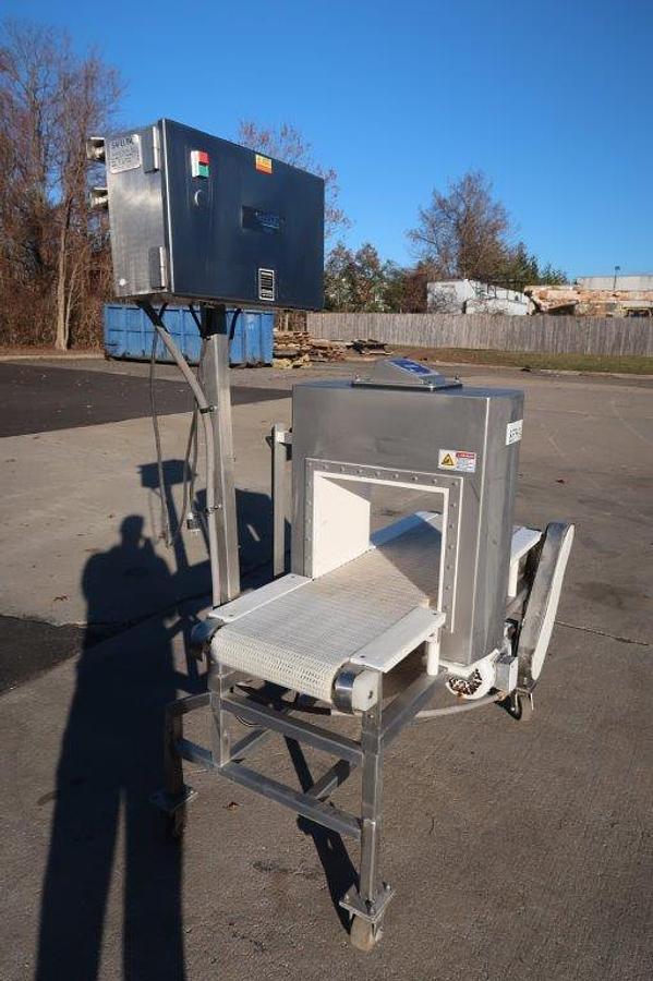 Used Safeline SL1000 SS Metal Detector, 15 In. X 13 In. Aperture