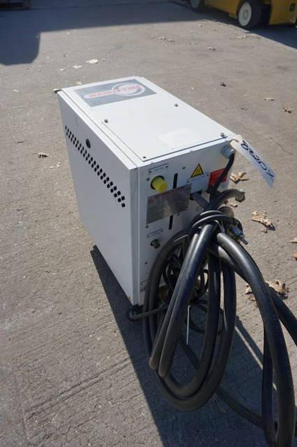 Used Vulcatherm Temperature Control Unit