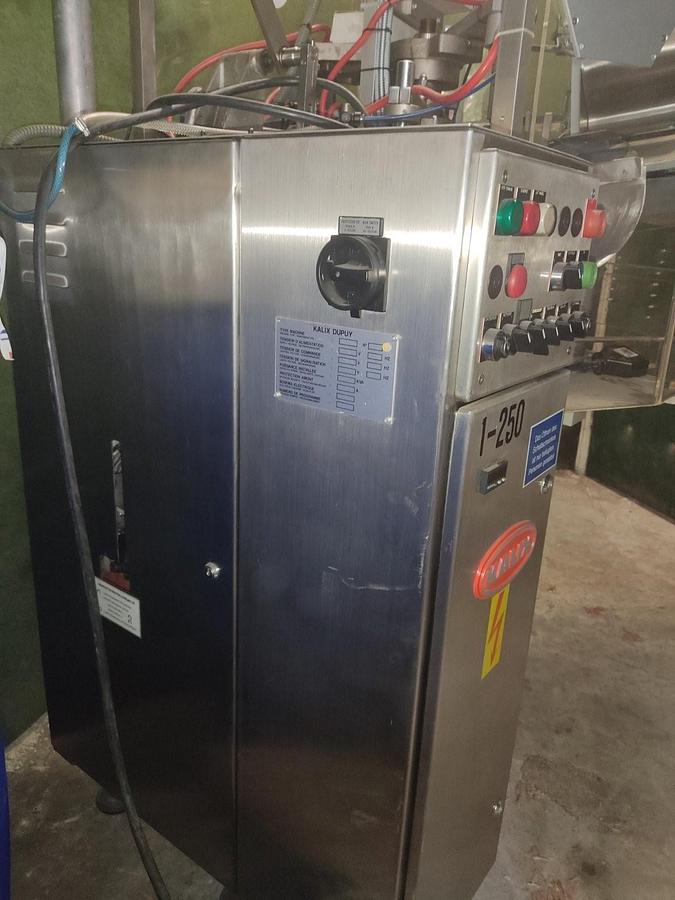 Used Kalix KX-600 Tube Filling and Sealing Machine, 60 Per Minute
