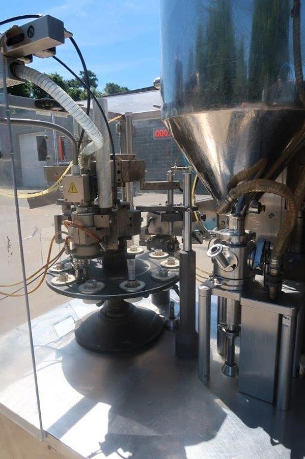 Used Axomatic “AXO-1000Matic” Tube Filling and Sealing Machine, Misc. Tooling