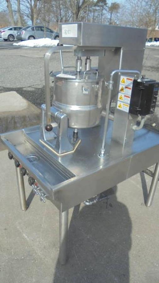 Used 5 Gallon Groen Stainless Steel Twin Action Scraper Kettle, Variable Speed