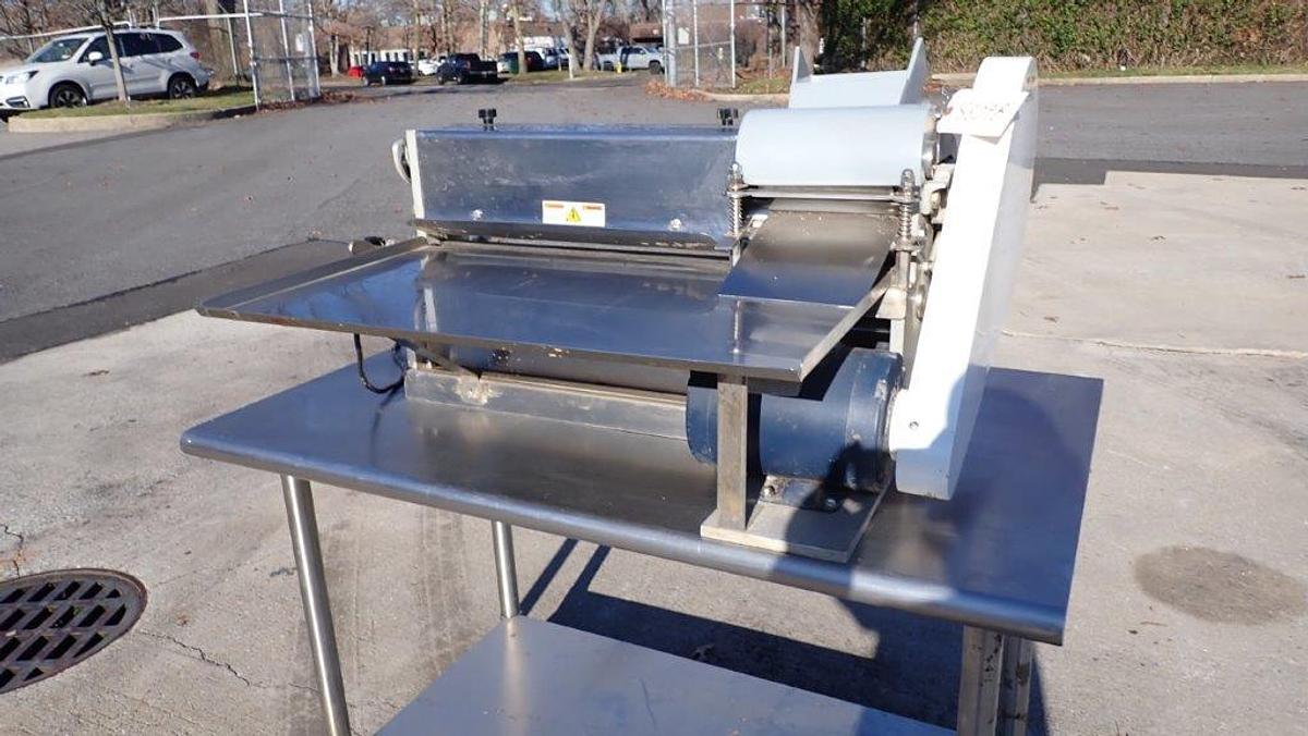 Used Oliver 641-21 Tabletop Dough Roller