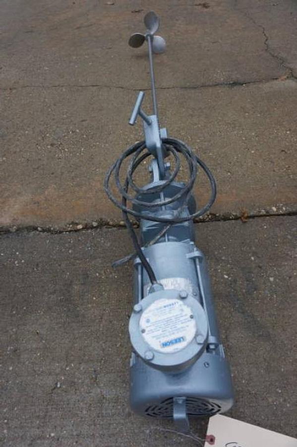 Used Chemineer 1 HP Explosion Proof Clamp On Prop Mixer