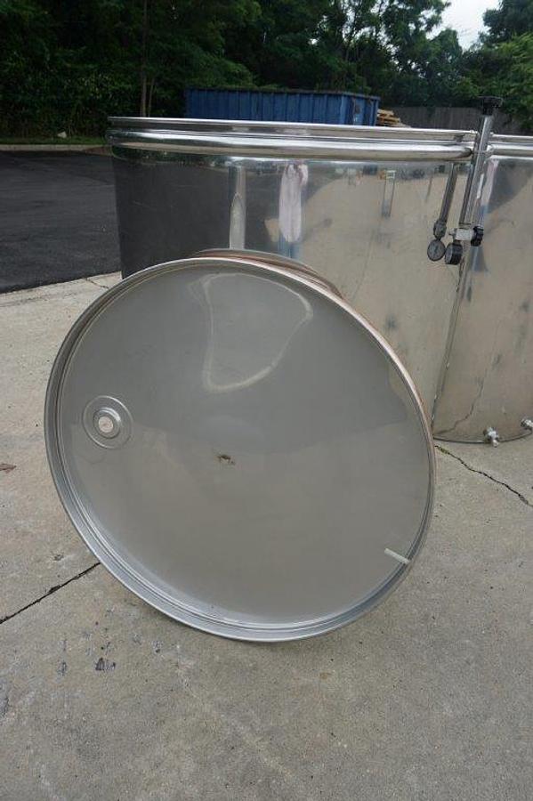 Used 264 Gallon L.A. Inox (Italy) Wine Tanks with Floating Lids (2)