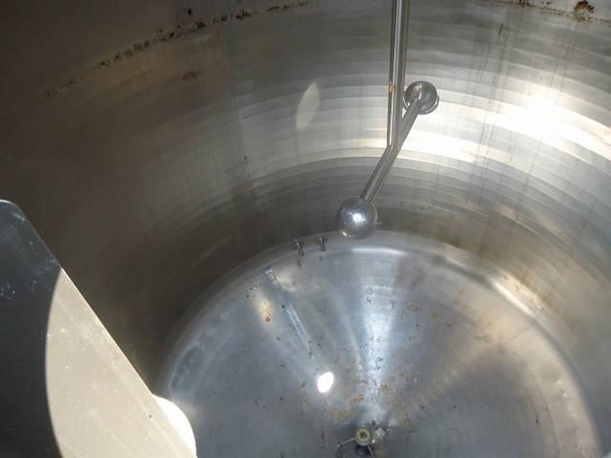 Used 1,100 Gallon Stainless Jacketed Vertical Mix Tank, Cone Bottom