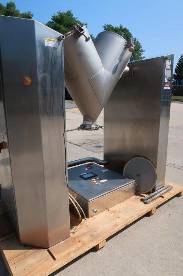 Used Patterson Kelley 5 Cu. Ft. Stainless Twin Shell V Blender