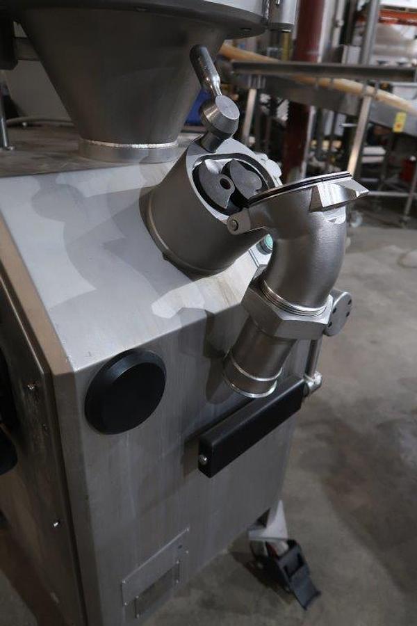 Used Robot 500 Vacuum Filler
