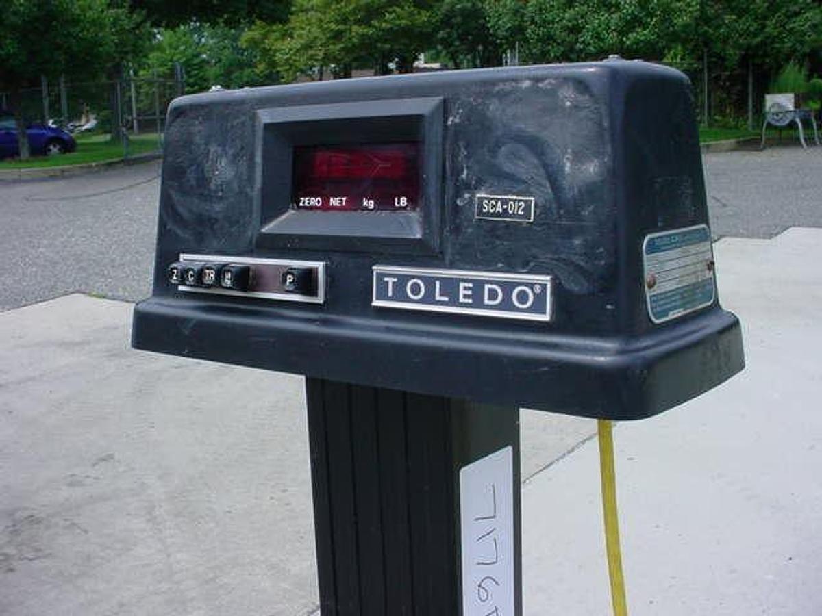 Used Toledo Model 0280 Digital Scale, Portable