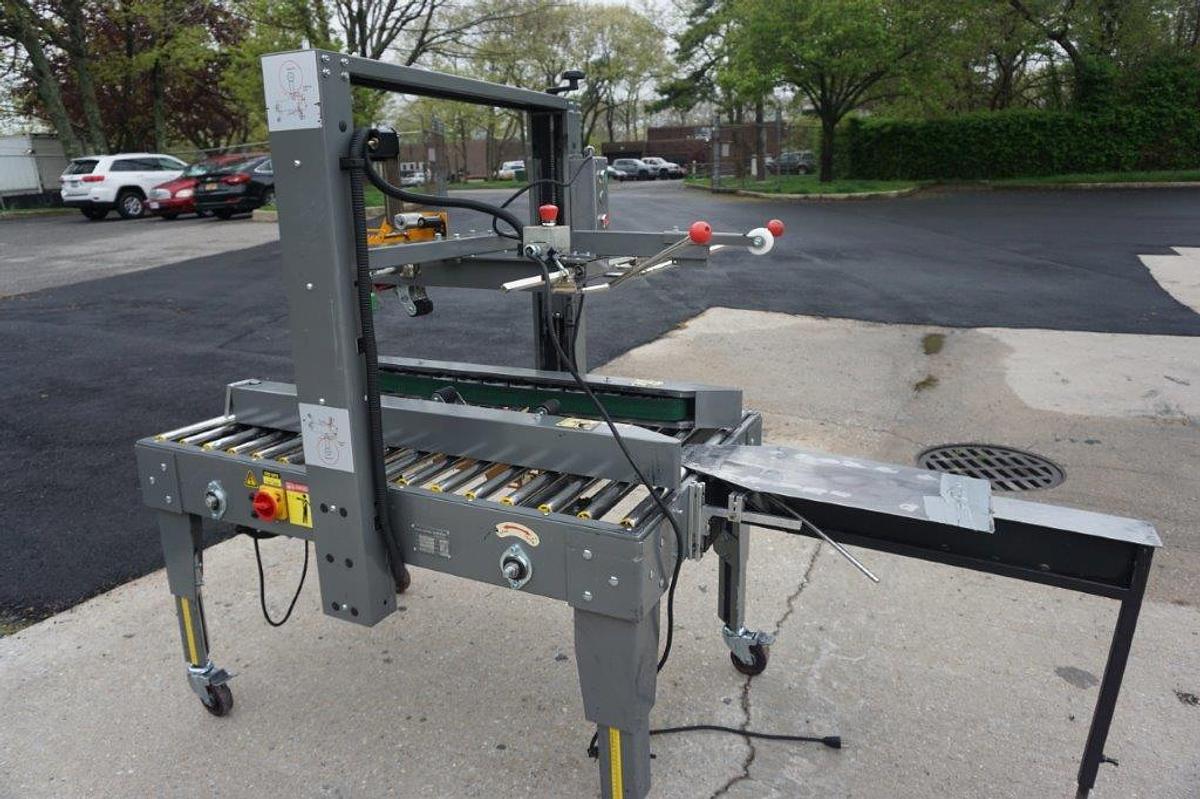 Used Packaging Systems Top and Bottom Case Taper, Portable