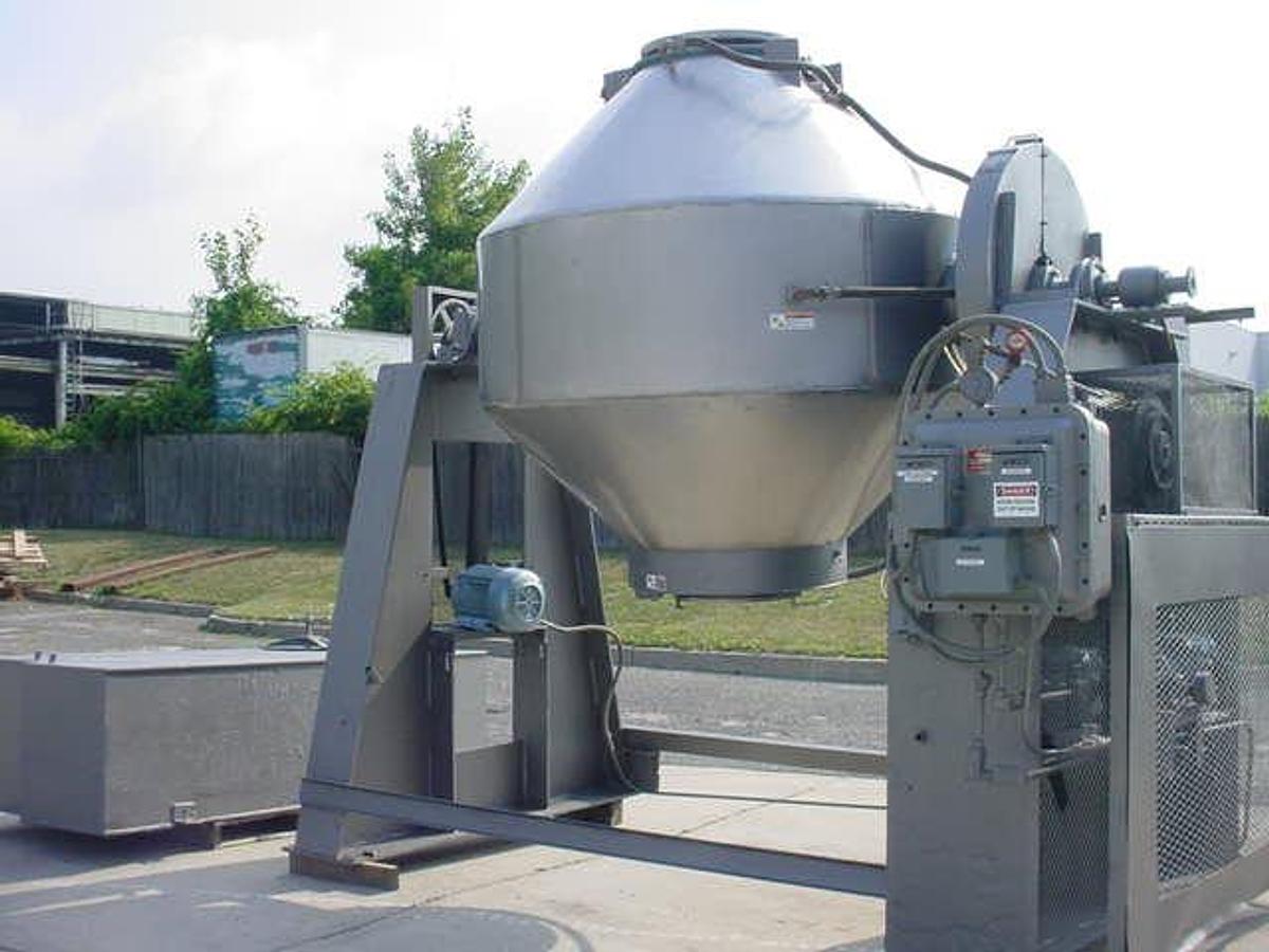 Used Gemco 75 Cu.ft. Stainless Jacketed, Double Cone Blender With Intensifier Bar