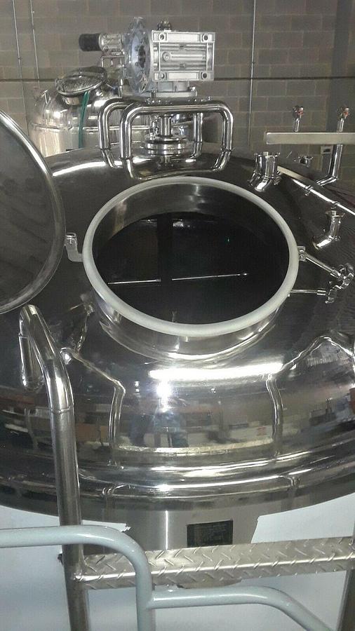 Used 1,200 Gallon Stainless Steel Jacketed Mix Tank, Manufactured 2016